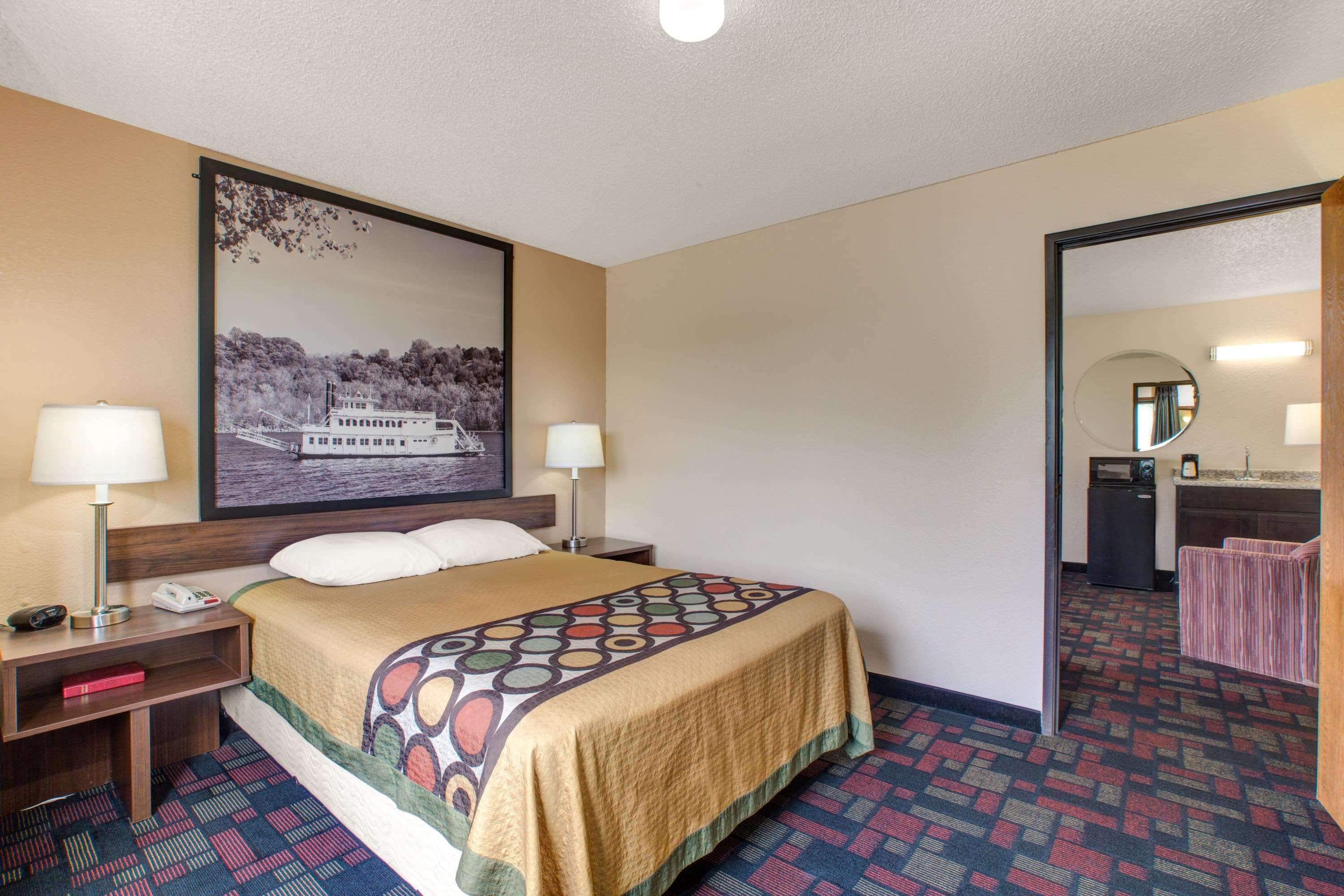 Super 8 By Wyndham Boonville Bagian luar foto